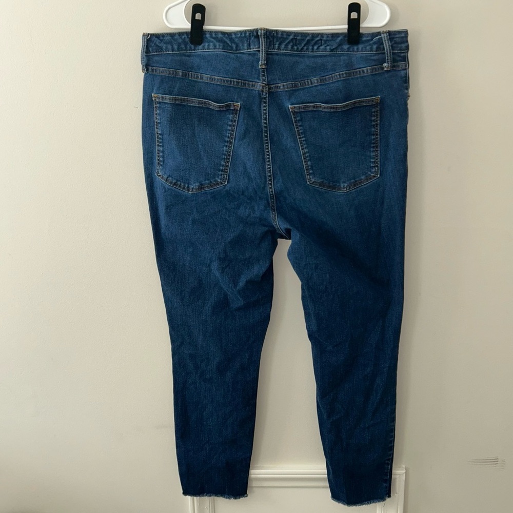 Universal Thread Blue High Rise Skinny Jeans - Picture 2 of 4